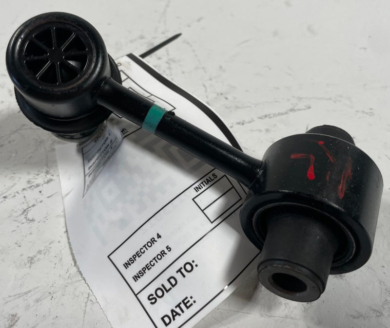 Load image into Gallery viewer, 2022-2025 HYUNDAI TUCSON FWD REAR LEFT STABILIZER SWAY BAR END LINK # 113012