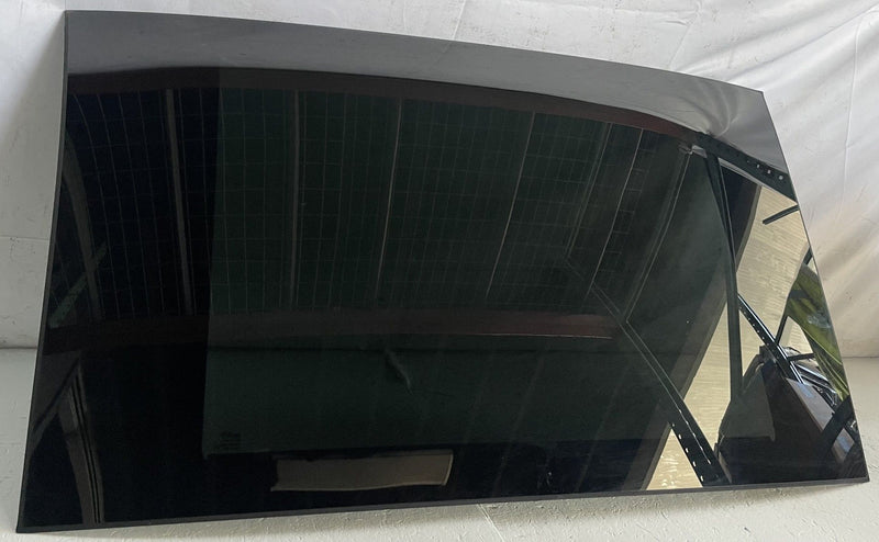 Load image into Gallery viewer, KIA K5 ROOF PANORAMIC SUNROOF FRONT MOVABLE GLASS PANEL 2021 - 2026 # 111788