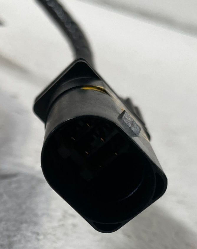 Load image into Gallery viewer, 2022-25 GENESIS GV70 FRONT UPPER EMISSION LAMBDA O2 OXYGEN SENSOR 2.5L # 107526