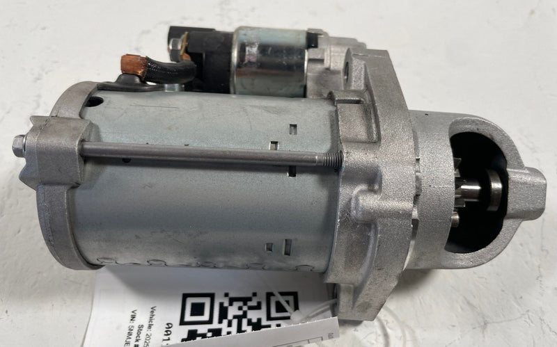 Load image into Gallery viewer, 2022 - 2026 HYUNDAI TUCSON 2.5L ENGINE STARTER MOTOR ASSEMBLY 12V # 113066