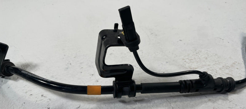 Load image into Gallery viewer, 2022 - 2025 GENESIS GV70 REAR LEFT DRIVER SIDE ABS WHEEL SPEED SENSOR # 107514
