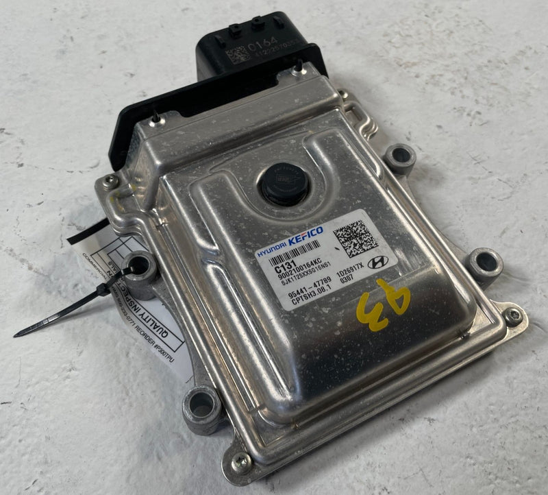 Load image into Gallery viewer, 2022-24 GENESIS GV70 AUTOMATIC TRANSMISSION CONTROL MODULE UNIT 2.5L # 107520