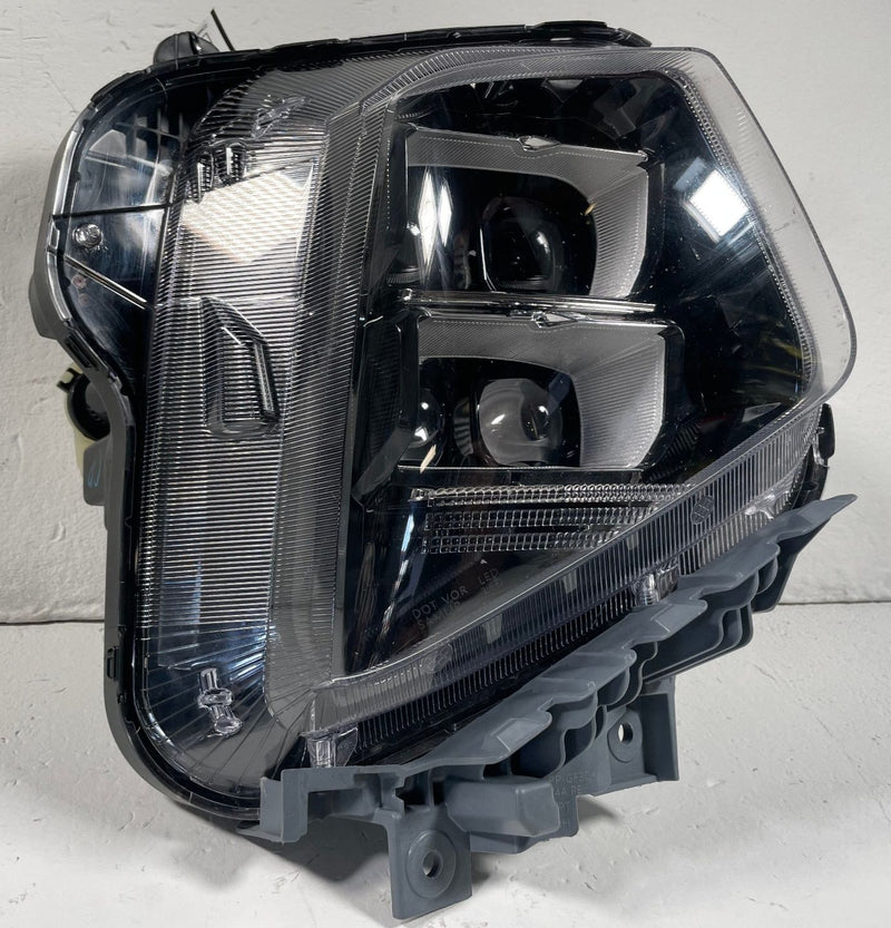 Load image into Gallery viewer, 2025 - 2026 HYUNDAI TUCSON FRONT RIGHT SIDE LED HEADLIGHT HEADLAMP 2.5L # 113055