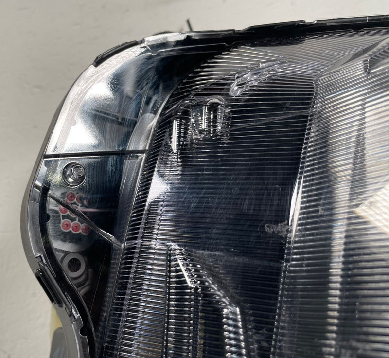 Load image into Gallery viewer, 2025 - 2026 HYUNDAI TUCSON FRONT RIGHT SIDE LED HEADLIGHT HEADLAMP 2.5L # 113055