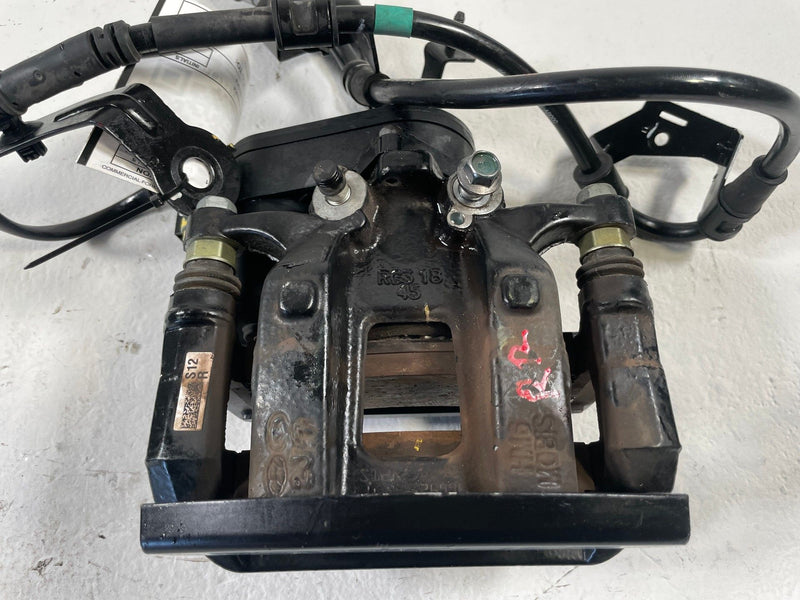 Load image into Gallery viewer, 2022 - 2025 GENESIS GV70 REAR RIGHT SIDE BRAKE CALIPIER W/ ABS SENSOR # 107575