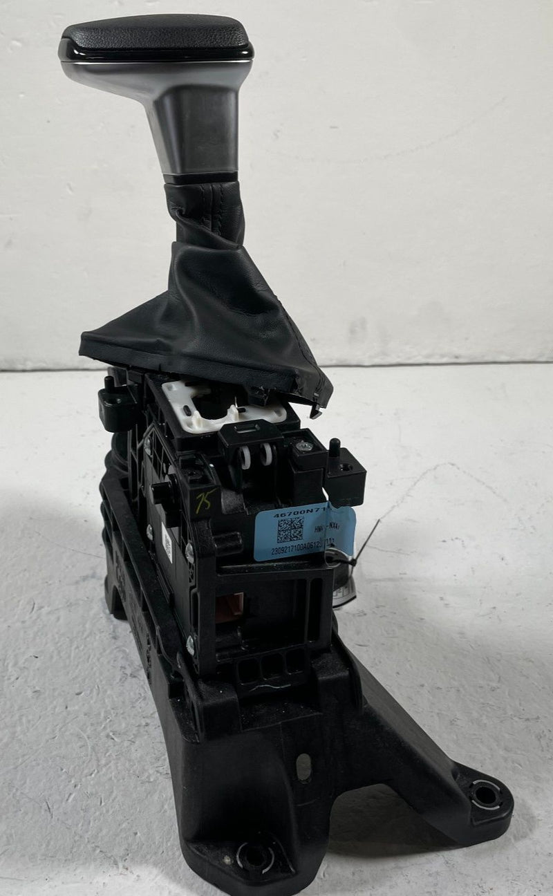 Load image into Gallery viewer, 2022-2024 HYUNDAI TUCSON SANTA CRUZ AUTO TRANSMISSION GEAR SHIFT LEVER # 107684