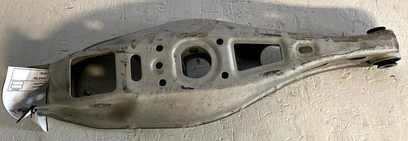 Load image into Gallery viewer, 21-26 CHEVROLET EQUINOX REAR LH OR RH SIDE LOWER CONTROL ARM SPRING PERCH 112396
