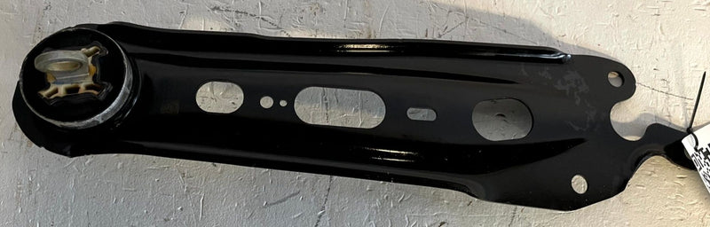 Load image into Gallery viewer, 18-26 CHEVROLET EQUINOX FWD REAR LEFT DRIVER SIDE TRAILING CONTROL ARM # 112397