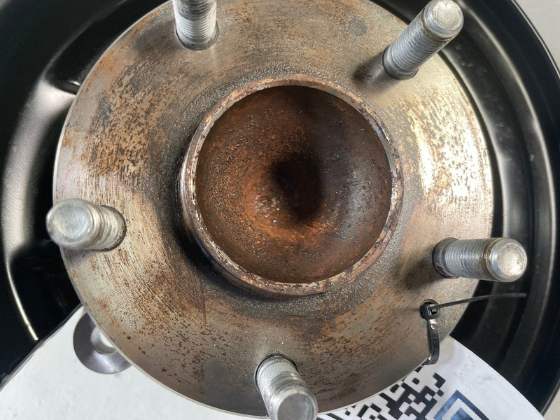 Load image into Gallery viewer, 22-25 HONDA CIVIC REAR LEFT DRIVER SIDE SPINDLE KNUCKLE W/ BEARING HUB # 110370