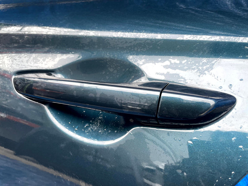 Load image into Gallery viewer, GENESIS G70 REAR LEFT DRIVER SIDE DOOR ASSEMBLY GREEN (URA) 2019-2026 # 110064