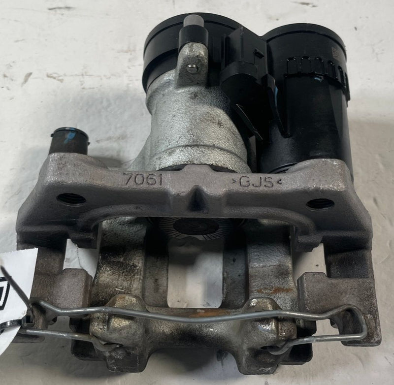 Load image into Gallery viewer, 2022 - 2025 HONDA CIVIC REAR LEFT DRIVER SIDE DISC BRAKE CALIPER # 110371