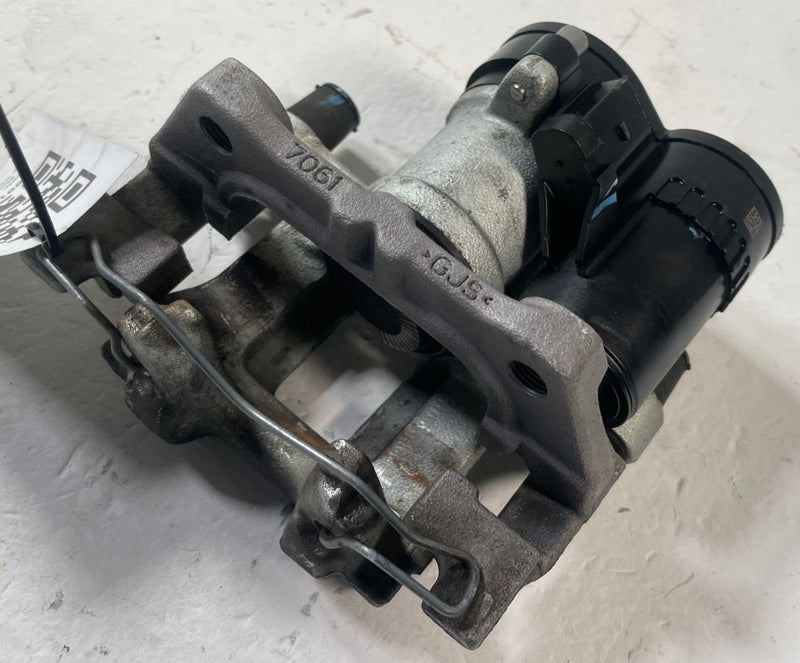 Load image into Gallery viewer, 2022 - 2025 HONDA CIVIC REAR LEFT DRIVER SIDE DISC BRAKE CALIPER # 110371