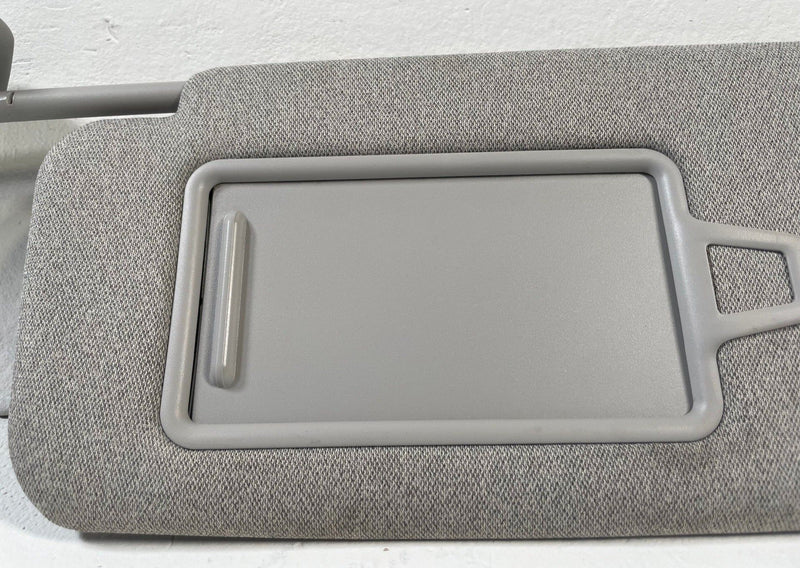 Load image into Gallery viewer, 2020 - 2026 HYUNDAI PALISADE FRONT LEFT DRIVER SIDE SUNVISOR SUN VISOR # 111814