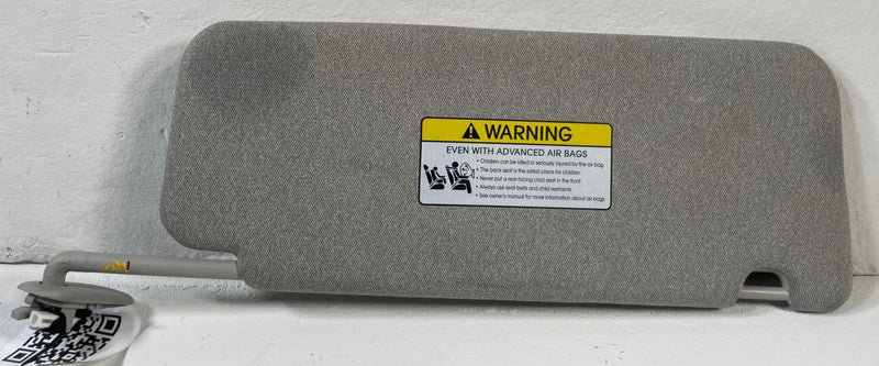 Load image into Gallery viewer, 2020 - 2026 HYUNDAI PALISADE FRONT LEFT DRIVER SIDE SUNVISOR SUN VISOR # 111814