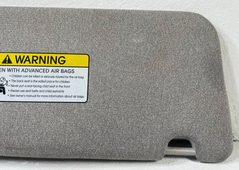 Load image into Gallery viewer, 2020 - 2026 HYUNDAI PALISADE FRONT LEFT DRIVER SIDE SUNVISOR SUN VISOR # 111814