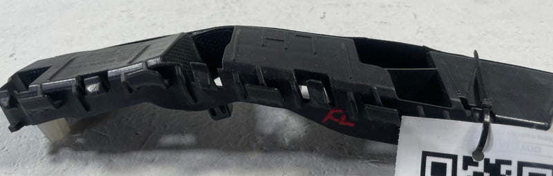 Load image into Gallery viewer, 2023-2025 HYUNDAI PALISADE FRONT LEFT DRIVER SIDE BUMPER BRACKET BLACK # 111813