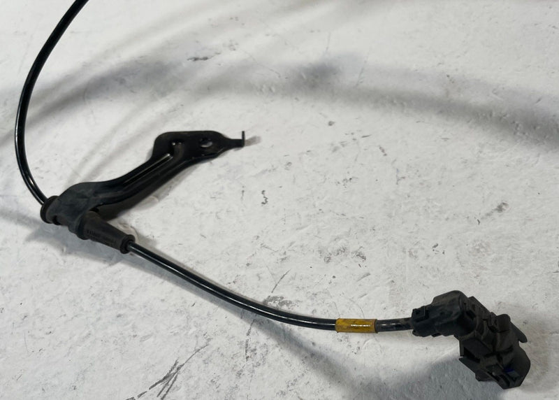 Load image into Gallery viewer, 20-25 HYUNDAI PALISADE REAR RIGHT PASSENGER SIDE ABS WHEEL SPEED SENSOR #111815