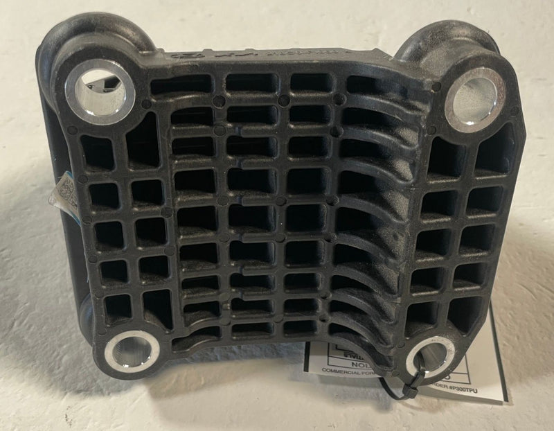 Load image into Gallery viewer, 2025-2026 HYUNDAI IONIQ 5 FRONT LEFT DRIVER SIDE MOTOR MOUNTING BRACKET # 110438