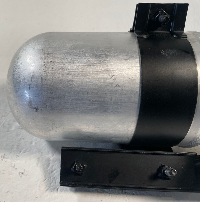Load image into Gallery viewer, 2022 - 2026 HYUNDAI IONIQ 5 AC AIR CONDITIONING ACCUMULATOR DRIER DRYER # 110441