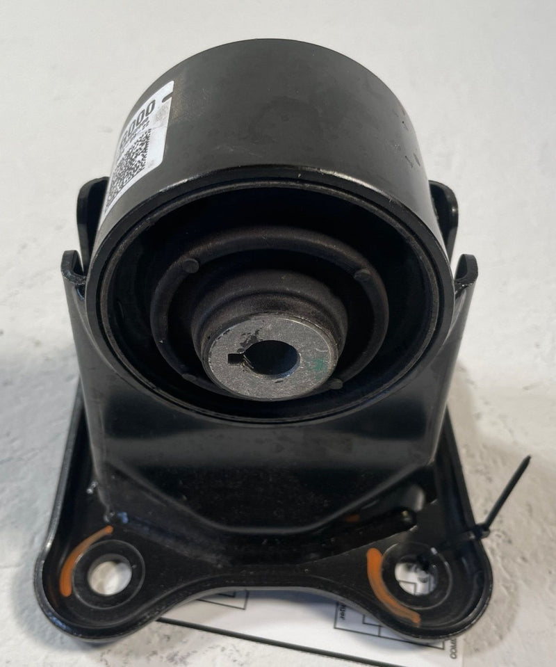 Load image into Gallery viewer, 2022 - 2026 HYUNDAI IONIQ 5 DRIVE UNIT REARWARD MOUNT SUPPORT BRACKET # 110434
