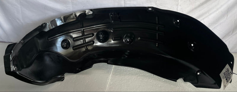 Load image into Gallery viewer, 19-25 HONDA PASSPORT REAR RIGHT SIDE QUARTER WHEELHOUSE LINER SHIELD # 107873
