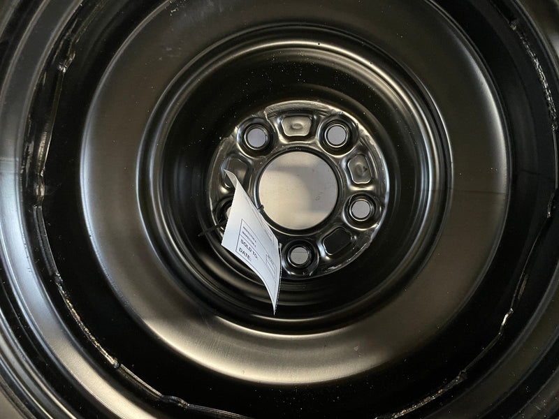 Load image into Gallery viewer, HYUNDAI TUCSON SANTA FE 17X4 COMPACT SPARE TIRE WHEEL T135/90D17 21-25 # 107717
