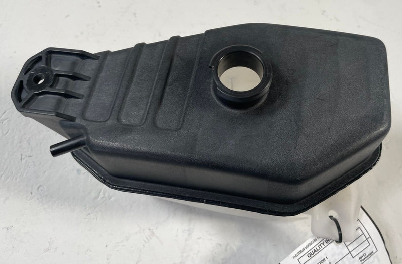 Load image into Gallery viewer, 19-25 HYUNDAI PALISADE RADIATOR COOLANT RESERVOIR RECOVERY TANK BOTTLE # 111830