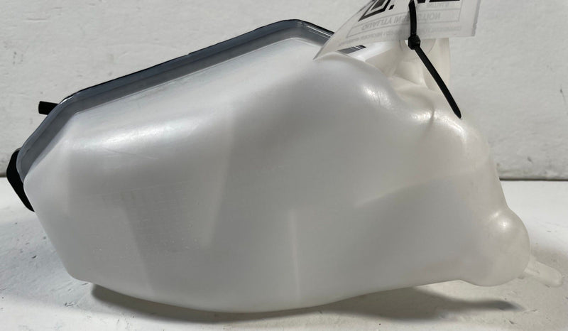 Load image into Gallery viewer, 19-25 HYUNDAI PALISADE RADIATOR COOLANT RESERVOIR RECOVERY TANK BOTTLE # 111830