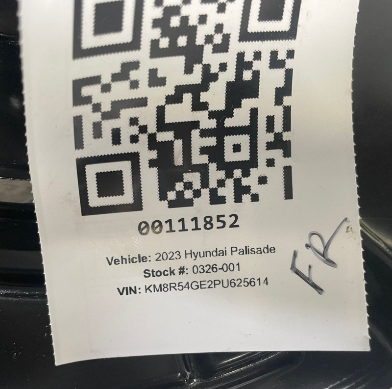 Load image into Gallery viewer, 2020-2025 HYUNDAI FWD PALISADE FRONT RIGHT SIDE SPINDLE KNUCKLE W/ HUB # 111852