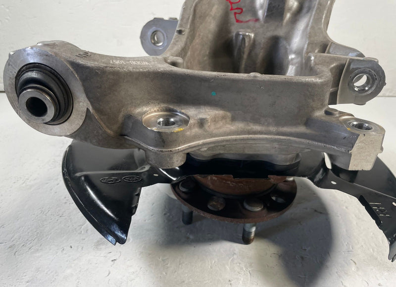 Load image into Gallery viewer, 2020-2025 HYUNDAI PALISADE FWD REAR RIGHT SPINDLE KNUCKLE W/ BEARING HUB #111859