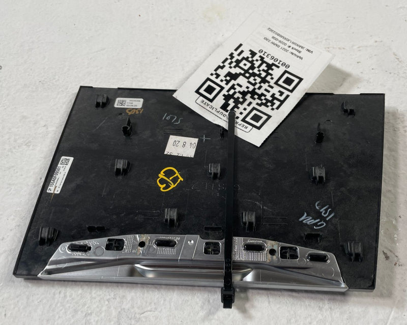 Load image into Gallery viewer, 2019 - 2025 BMW 330I 330e G20 CUP HOLDER TRIM 51165A0EFD3 # 106310