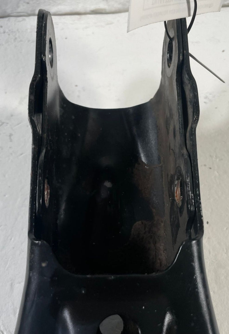Load image into Gallery viewer, 2020-2025 HYUNDAI PALISADE REAR RIGHT SIDE LOWER CONTROL ARM SPRING PERCH 111858