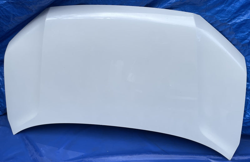 Load image into Gallery viewer, HONDA PASSPORT FRONT HOOD BONNET COVER PANEL WHITE (NH883P) 2022-2025 # 107879