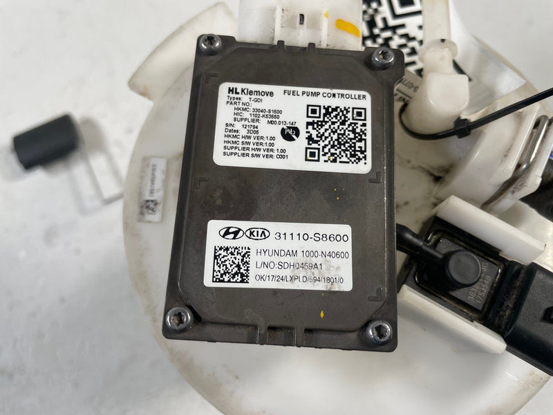 Load image into Gallery viewer, 2020 - 2025 HYUNDAI PALISADE FUEL GAS TANK PUMP SENDING UNIT ASSEMBLY # 111862