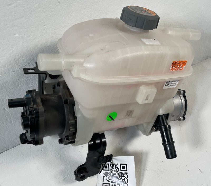 Load image into Gallery viewer, 2023-26 HYUNDAI IONIQ 5 6 RWD RADIATOR EXPANSION TANK RESERVOIR W/ PUMP # 109137