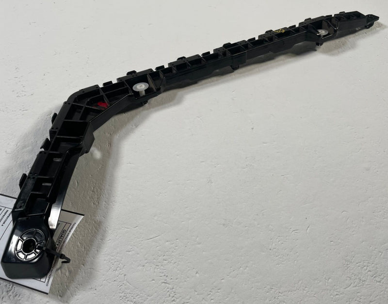 Load image into Gallery viewer, 22-26 ACURA MDX REAR RIGHT PASSENGER SIDE BUMPER MOUNT SPACER BRACKET # 111897