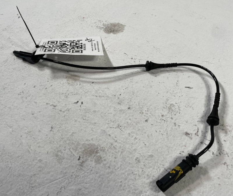 Load image into Gallery viewer, 2019-2025 BMW 330I G20 REAR RIGHT PASSENGER SIDE ABS WHEEL SPEED SENSOR # 106288