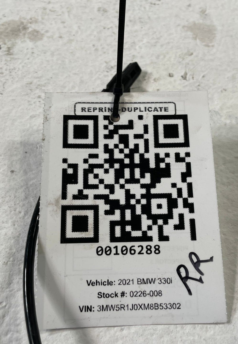 Load image into Gallery viewer, 2019-2025 BMW 330I G20 REAR RIGHT PASSENGER SIDE ABS WHEEL SPEED SENSOR # 106288