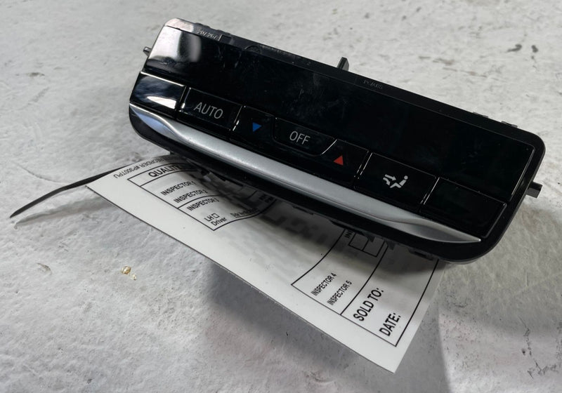 Load image into Gallery viewer, 2019 - 2025 BMW 330I G20 REAR HVAC A/C CLIMATE CONTROL SWITCH # 106295