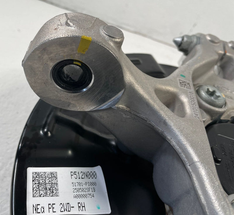 Load image into Gallery viewer, 2022 - 2026 HYUNDAI IONIQ 5 RWD REAR RIGHT SIDE SPINDLE KNUCKLE W/ HUB # 109129