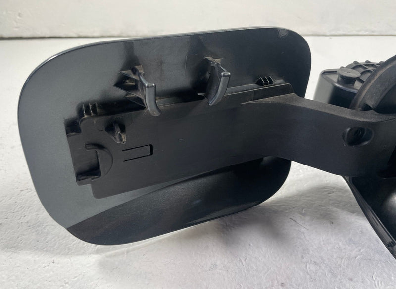 Load image into Gallery viewer, 23-25 HYUNDAI PALISADE FUEL TANK FILLER POCKET DOOR LID COVER BLACK #107736
