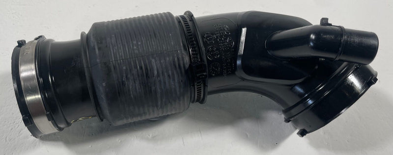 Load image into Gallery viewer, 2021-2026 HYUNDAI SANTA FE ENGINE AIR INTAKE PIPE TUBE 2.5L 28130-L1600 # 113204