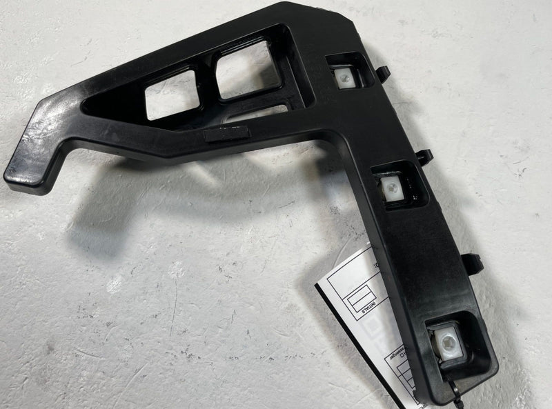 Load image into Gallery viewer, 2023-2025 KIA SPORTAGE REAR RIGHTSIDE BUMPER MOUNT SUPPORT BRACKET 2.5L # 109174