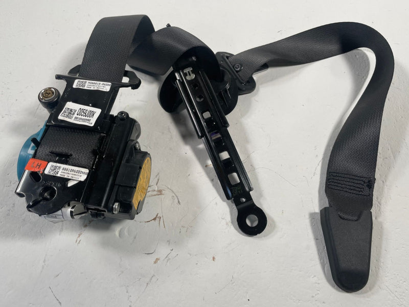 Load image into Gallery viewer, 24-26 HYUNDAI SANTA FE FRONT LEFT DRIVER SIDE SEATBELT RETRACTOR BLACK # 113190