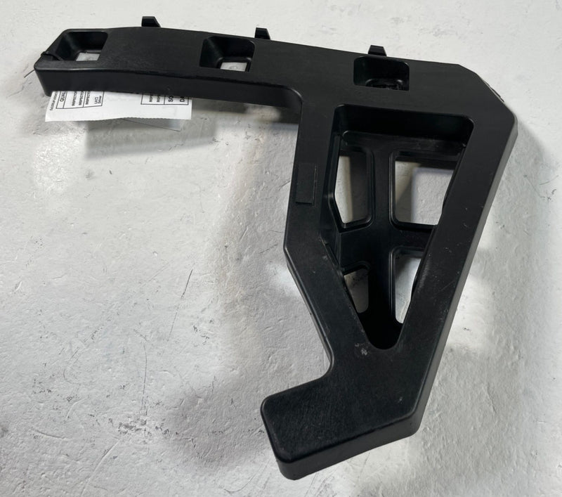 Load image into Gallery viewer, 2023-2025 KIA SPORTAGE REAR LEFT SIDE BUMPER MOUNT SUPPORT BRACKET 2.5L # 109167