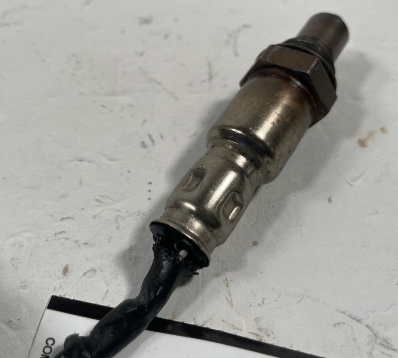 Load image into Gallery viewer, 2021 - 2026 HYUNDAI SANTA FE ENGINE LOWER O2 OXYGEN LAMBDA SENSOR 2.5L # 113203