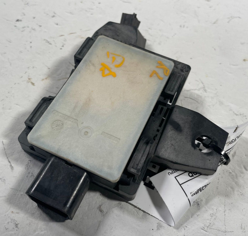 Load image into Gallery viewer, 2024-2026 HYUNDAI SANTA FE REAR LEFT DRIVER SIDE BLIND SPOT RADAR SENSOR #113185