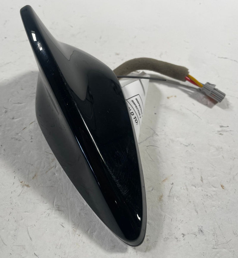 Load image into Gallery viewer, 2024 - 2026 HYUNDAI SANTA FE EXTERIOR SHARK ROOF FIN RADIO ANTENA BLACK # 113208