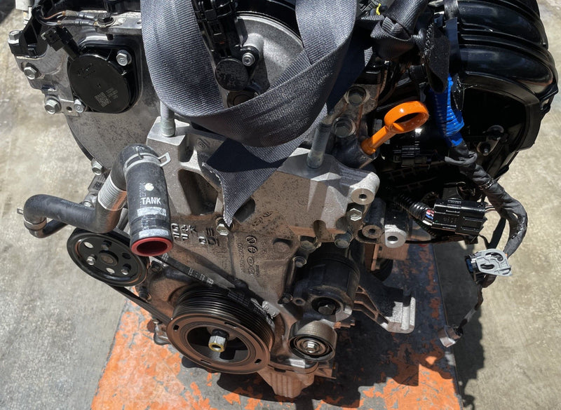 Load image into Gallery viewer, HYUNDAI SANTA FE FWD 2.5L ENGINE MOTOR ASSEMBLY AUTO 82K MILES 2021-2023 #107979