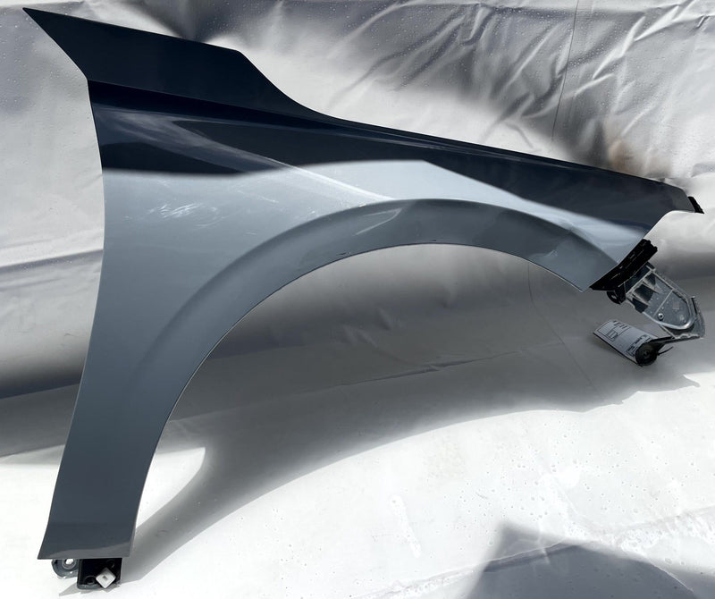 Load image into Gallery viewer, HONDA CIVIC FRONT RIGHT SIDE FENDER PANEL ASSEMBLY GRAY (NH912P) 22-25 # 110398